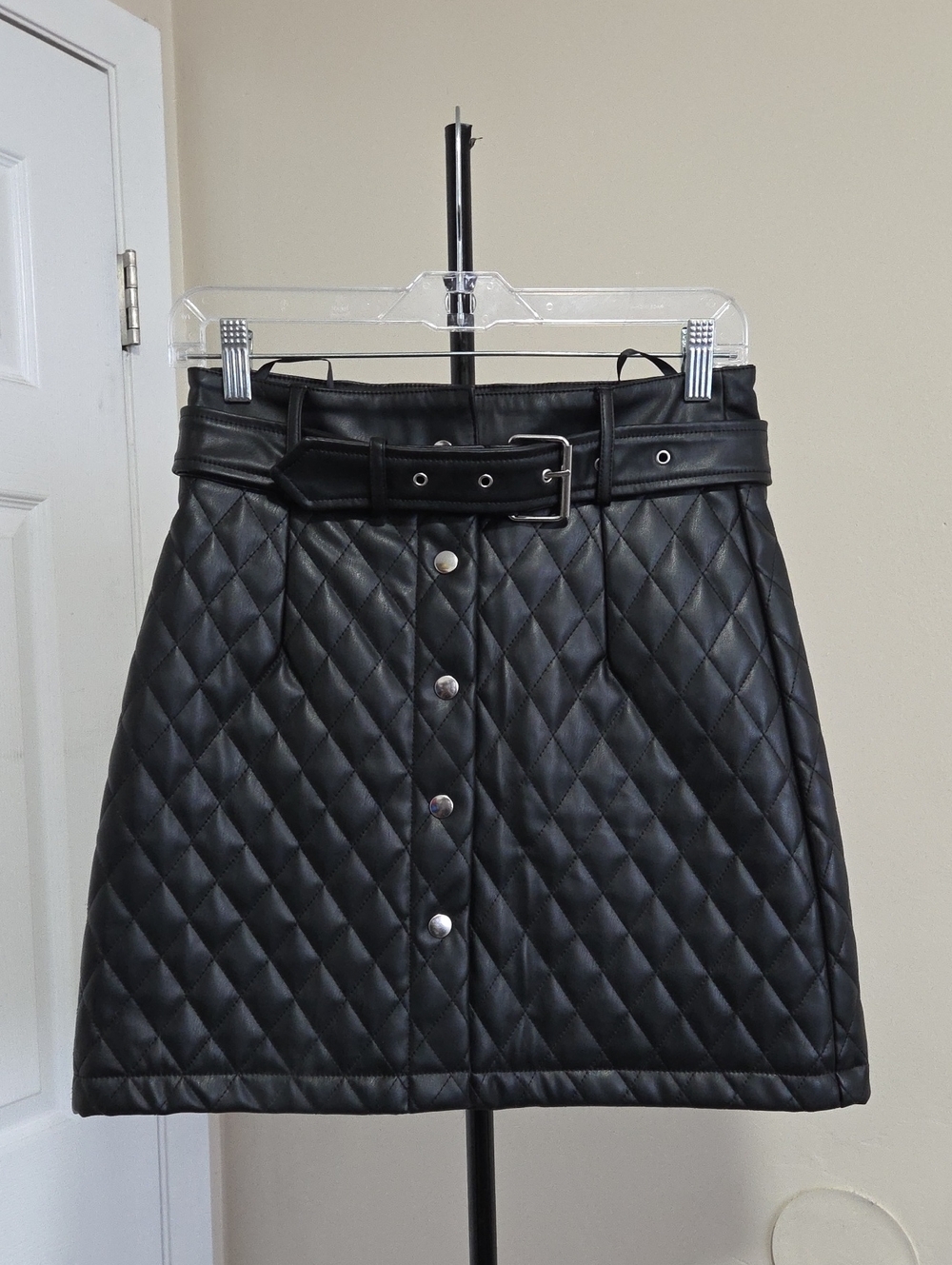 Nwt Noisy May Black Quilted Faux Leather Belted Mini Skirt